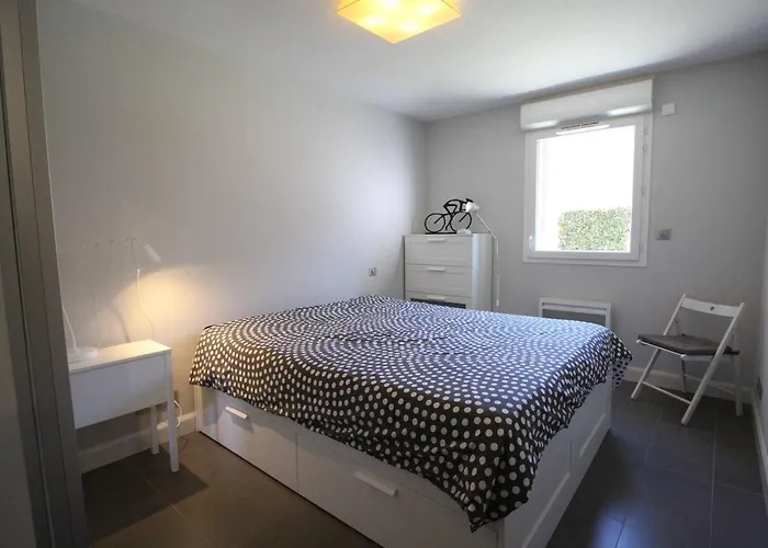 Moderne 51m² à Luchon - 4 Pers, Terrasse, Parking - Fr-1-313-241 Appartamento *